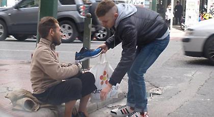 Όσο υπάρχουν άνθρωποι… (pics)