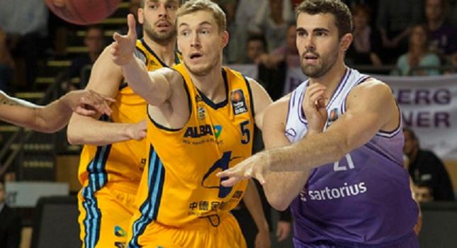 Στο τέλος η Άλμπα