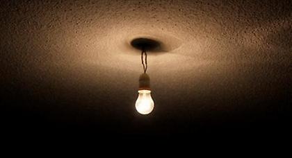 Θεσσαλονίκη: Παρέμβαση πολιτών στη ΔΕΗ για κομμένο ρεύμα σε σπίτι φτωχού