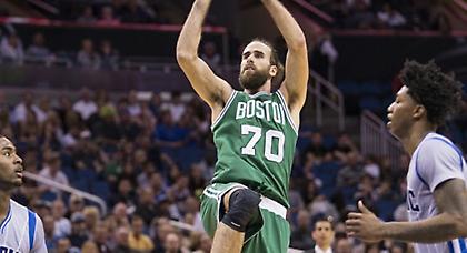 Η Μπάρτσα «κοιτάει» Ντατόμε