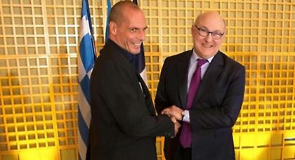 Τέλος η συνάντηση Βαρουφάκη - Σαπέν χωρίς δηλώσεις