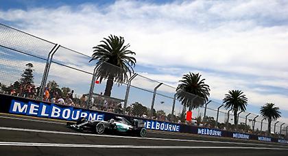 Λες και ήταν… πέρσι