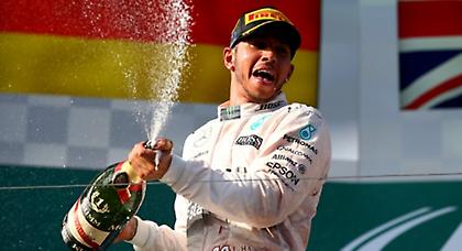 Σαν να μην πέρασε μια μέρα!