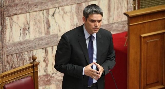 «Εξαιρετικά επικίνδυνη η αναφορά Βαρουφάκη στα αποθεματικά»