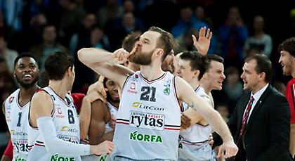 Η… φόρα της Ζαλγκίρις και το απίθανο buzzer-beater της Λιέτουβος (video)