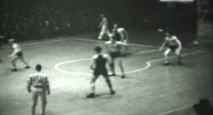 Όταν γινόταν τζάμπολ μετά από κάθε καλάθι… (vids)