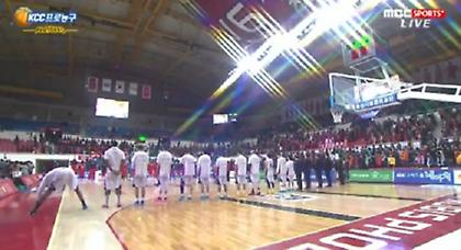 Πάλι καλά που δεν τον… απέλασαν! (video)