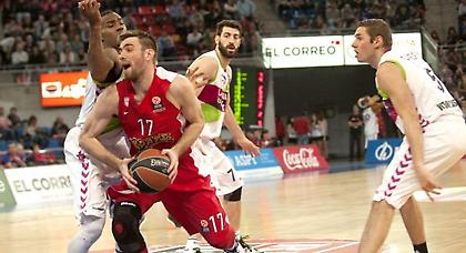 Τα… κλώτσησε όλα!