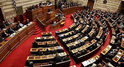 Ορκίζονται σήμερα τέσσερις αναπληρωτές υπουργοί