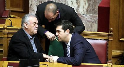 «Μαραθώνια» σύσκεψη στο Μαξίμου για τη λίστα μεταρρυθμίσεων