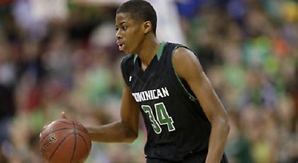 Κούπα και θέαμα από τον μικρό Αντετοκούνμπο (video)