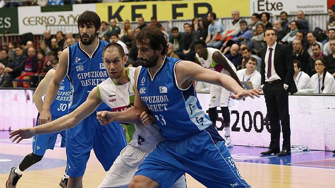 Πήρε φόρα από… Ολυμπιακό (video)