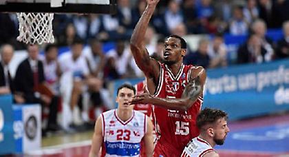 Έκανε… πάρτι η Αρμάνι