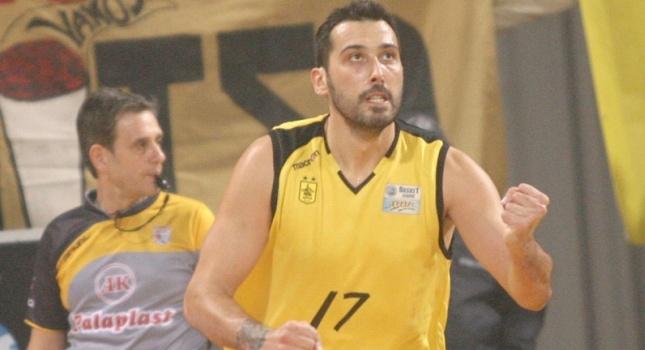 Μέσα ο Σίμτσακ