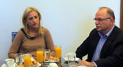 Κόντρα Παπαδημούλη - Δούρου για την παρέλαση