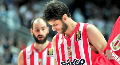 Ο... δικός του Στράτος (video)