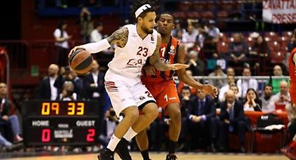 Της έκανε μια κοστουμιά…