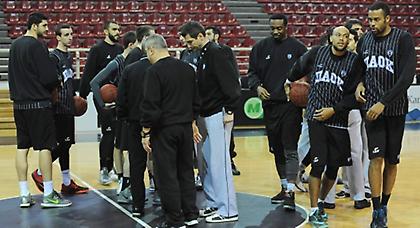 Μετακόμισε λόγω… χάντμπολ ο ΠΑΟΚ