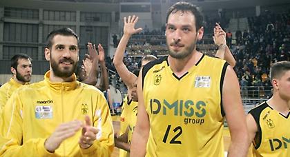 Με Χαρίση στο ΟΑΚΑ!