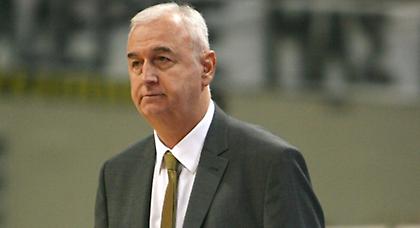 Σάκοτα: «Ο καλύτερος παίκτης του πρωταθλήματος ο Βεζένκοφ»