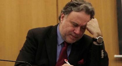 Ο Κατρούγκαλος προσέλαβε συνεργάτες του από το δικηγορικό του γραφείο