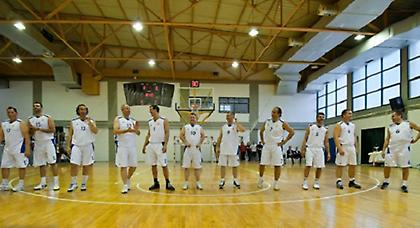 Φιλικό αγάπης με… τιμές από τους βετεράνους