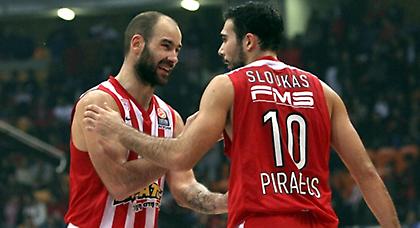 Μέσα ο Σλούκας, έξω ο Σπανούλης!