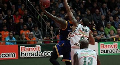 Οριακή νίκη για Μπάνβιτ