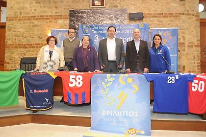 «Πρεσβευτής στο εξωτερικό ο ΒΡΙΛΗΤΤΟΣ»