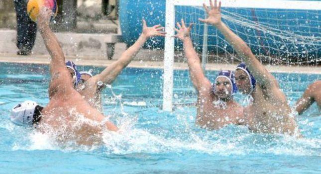 «Καταιγιστικός» Ολυμπιακός