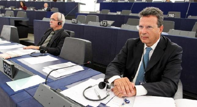 Κύρτσος: «Ο Παυλόπουλος συνέβαλε στην αύξηση του χρέους»