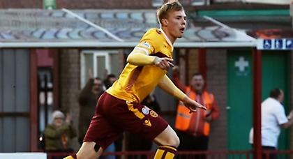 Κέρασε… πεντάρα η Μάδεργουελ!