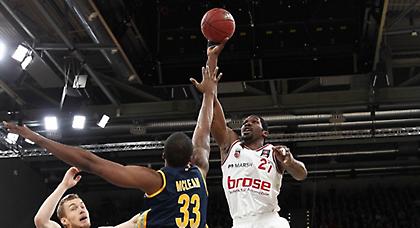 «Ναυάγιο» για την Άλμπα