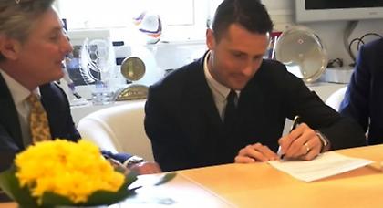 Παραμένει ακόμη ένα χρόνο ο αρχηγός!