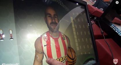 Πώς έγιναν… κουκλάκια οι παίκτες του Ολυμπιακού (video)