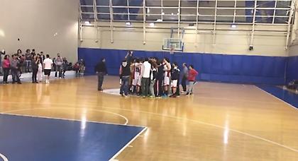 Τα παιδιά που μας βάζουν τα γυαλιά (video)