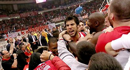 Θρίαμβος… σε όλες τις γλώσσες (video)