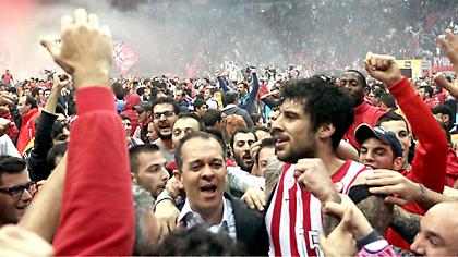 Η περιγραφή του ΣΠΟΡ FM 94.6 στην επική νίκη του Ολυμπιακού