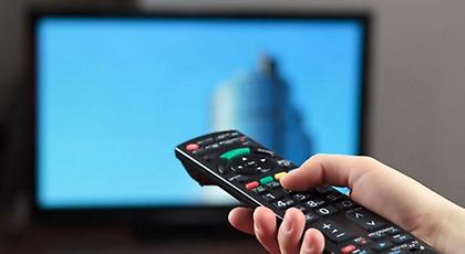 Συνεχίζεται  η πτώση της τηλεθέασης