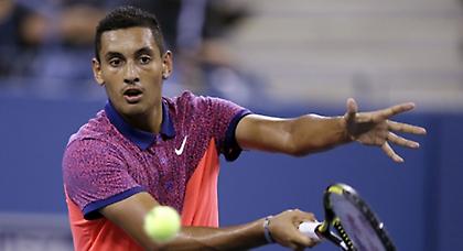 «Όρθιος» στο Εστορίλ ο Κύργιος