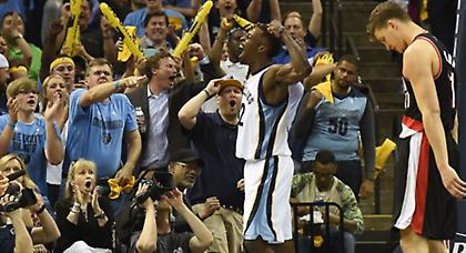 Έδειξαν τα… δόντια τους