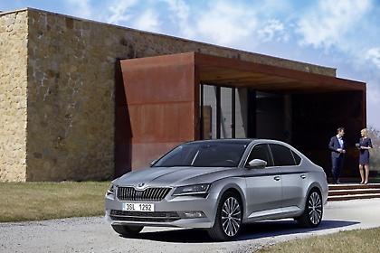 Νέα Skoda Superb: πολυτέλεια και τεχνολογία σε νέα διάσταση