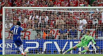 Η παράδοση δείχνει... πέναλτι