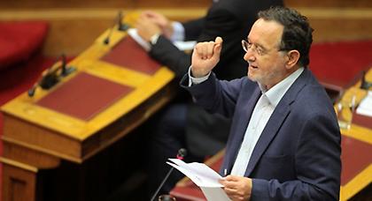 Συνάντηση με Λαφαζάνη ζήτησε η ΑΕΚ!