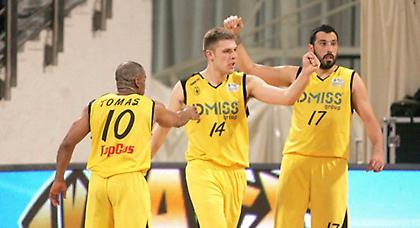 «Είδαν» Βεζένκοφ οι Πίστονς!