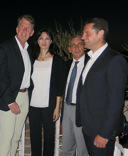 Η Ελενα Κουντουρά στη Ρόδο με περιφερειάρχη και επικεφαλής TUI