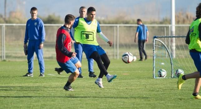 Εκτός Βασιλείου, Κουτρομάνος