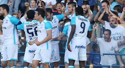 Κατώτερος των περιστάσεων…