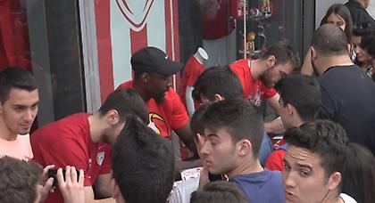 Αποθέωση για Μάντζαρη, Χάντερ, Παπαπέτρου