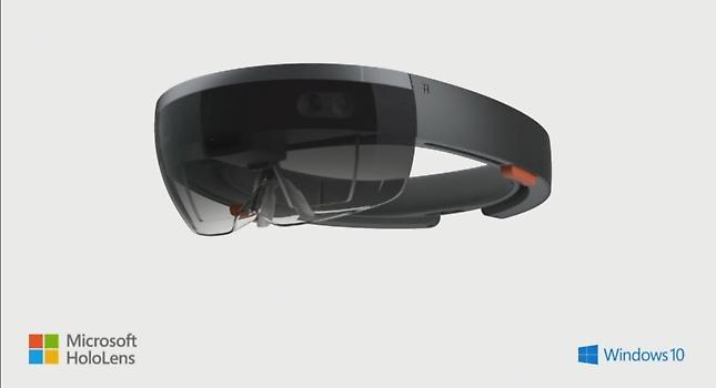 Windows και Hololens VR Headset γίνονται ένα